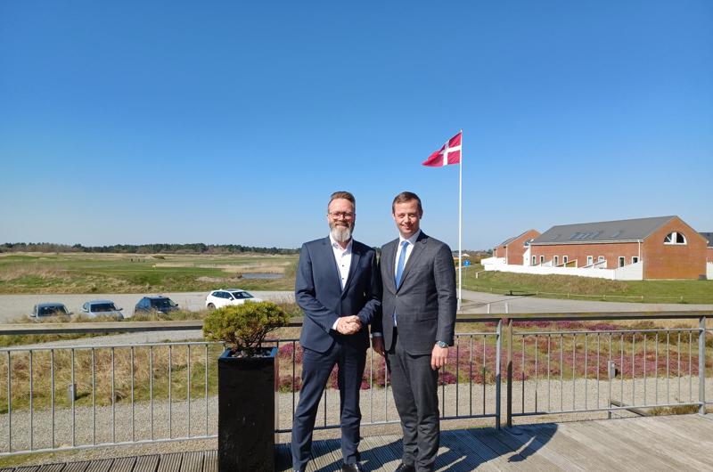 Transportminister Thomas Danielsen og den slesvig-holstenske transportminister Claus Ruhe Madsen, da de mødtes på Rømø